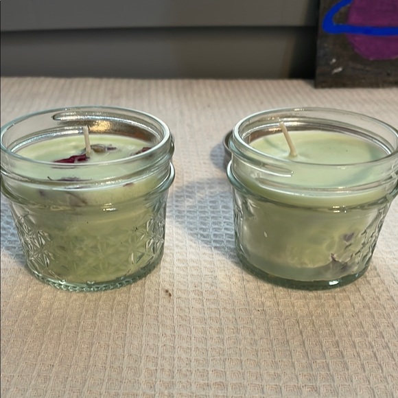 Set of 2 Home made candles using Mason Jars with lids Lemongrass scented 2.5” - Picture 3 of 4